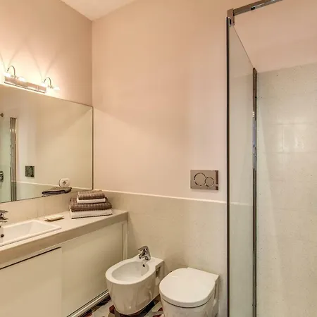 Dimension Trevi Apartment Rom